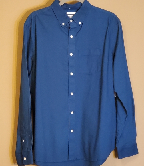 🎁Men's Old Navy Button Down Shirt - Picture 2 of 9